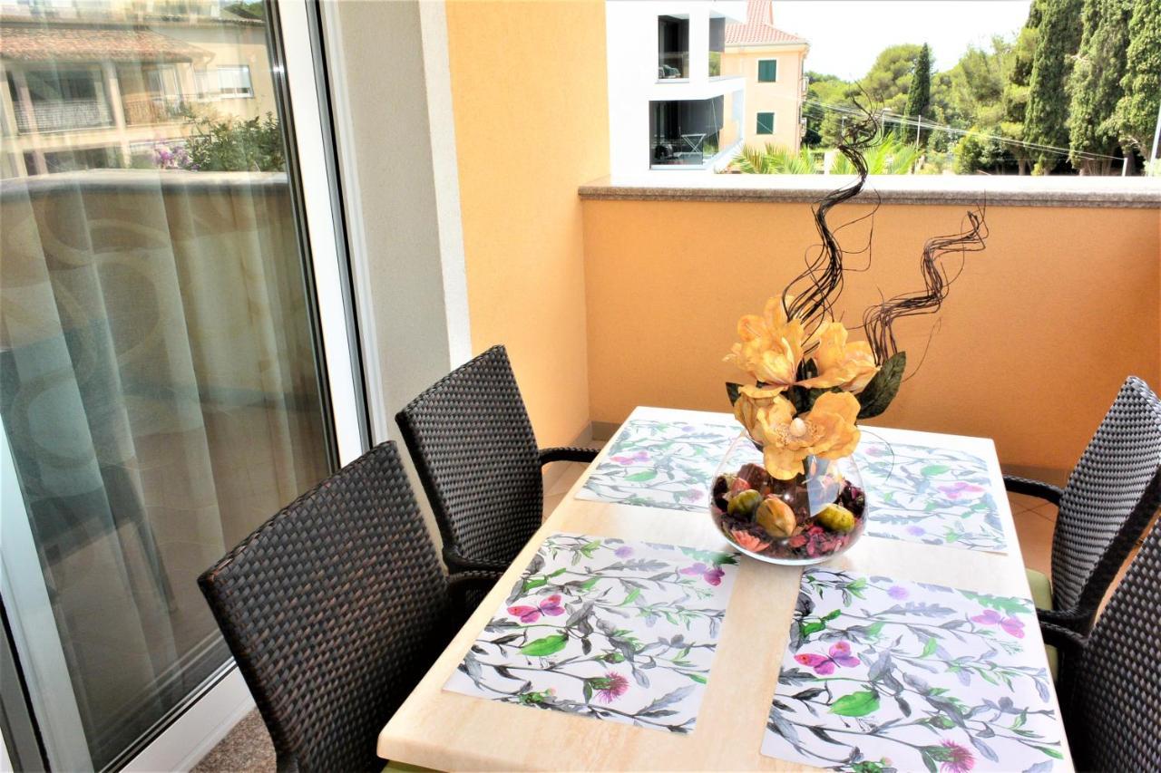 Villa Ema Rovigno Esterno foto